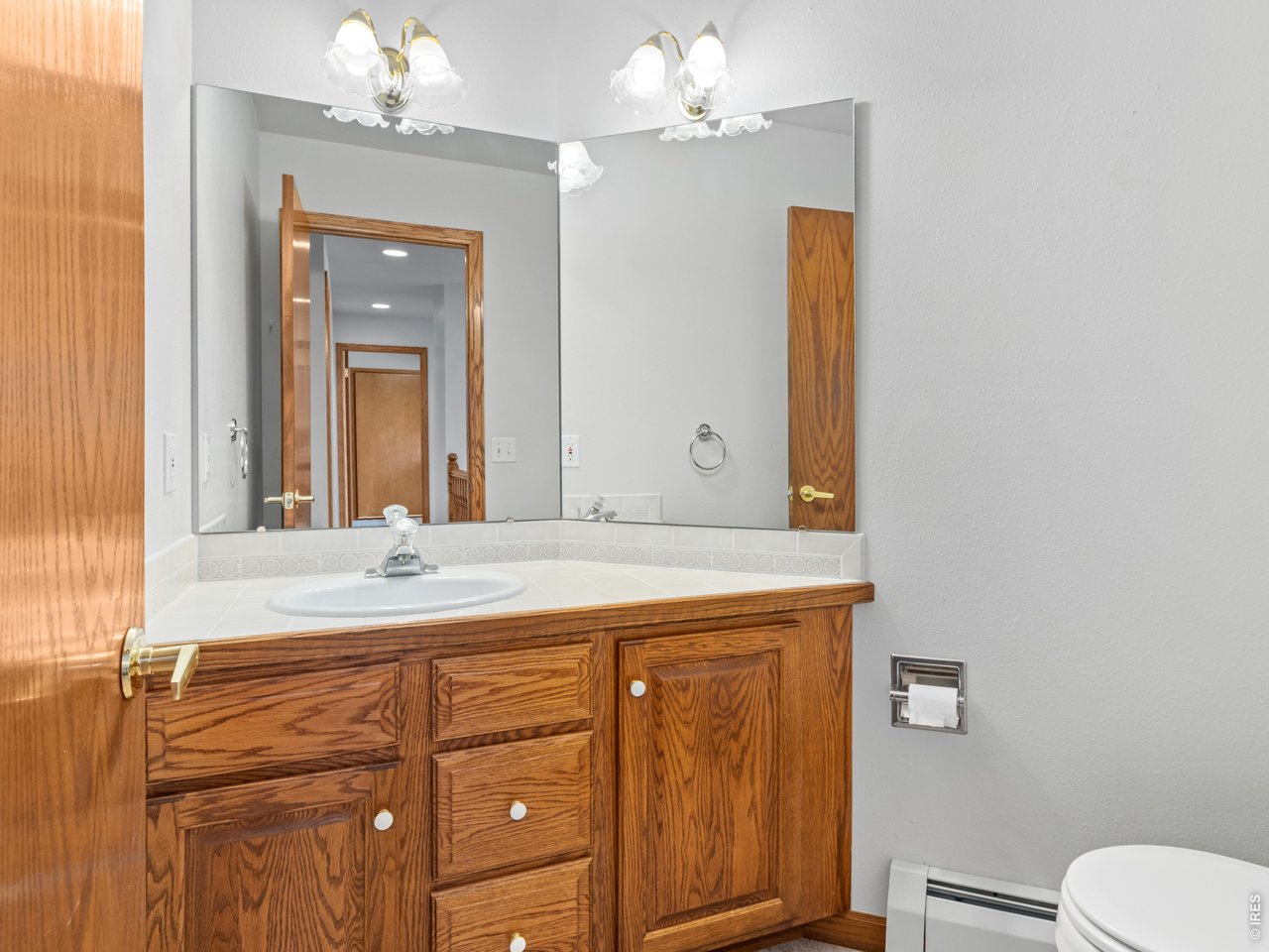 Main level powder room