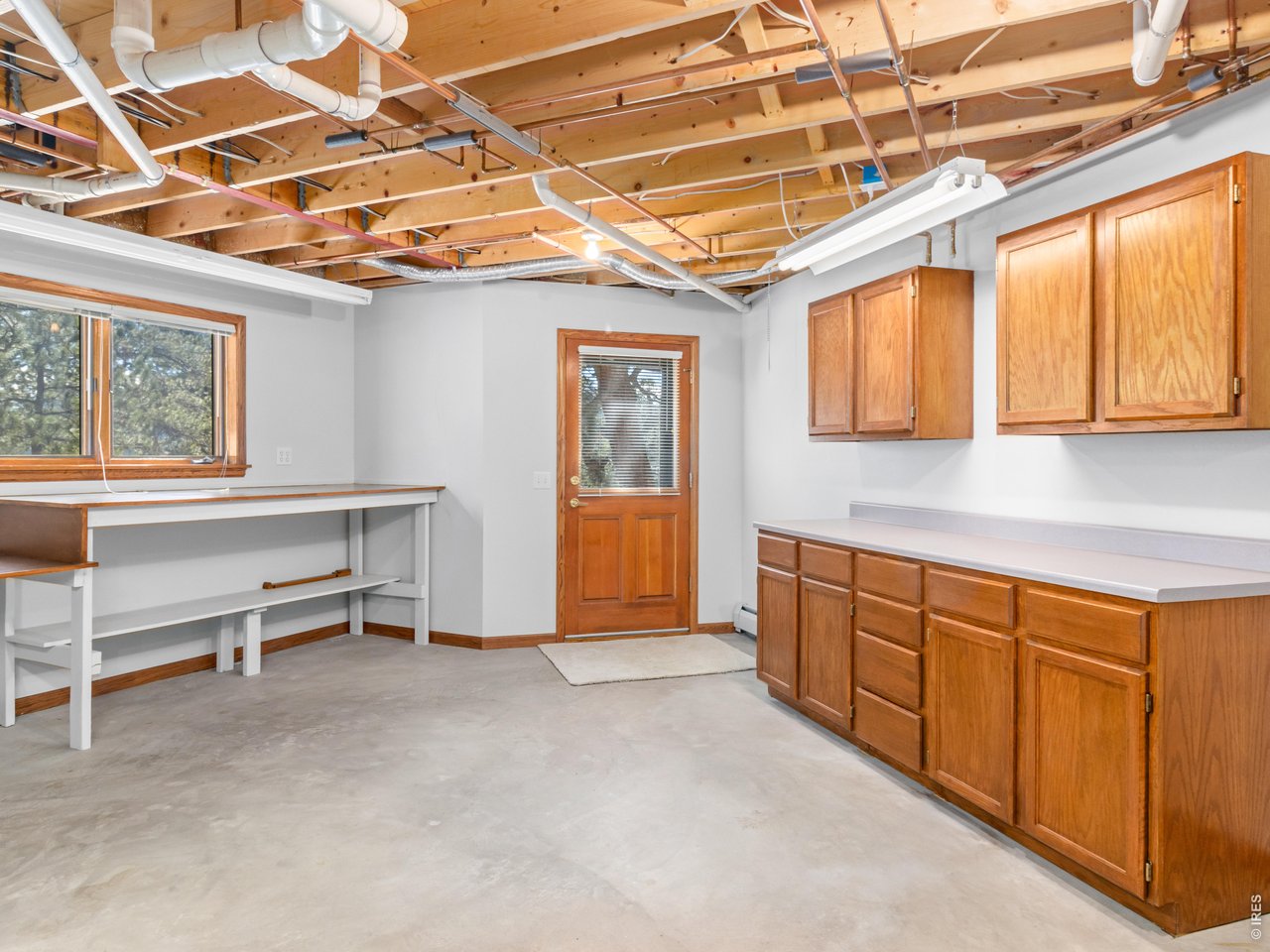 Lower level workshop/storage, with its own entrance