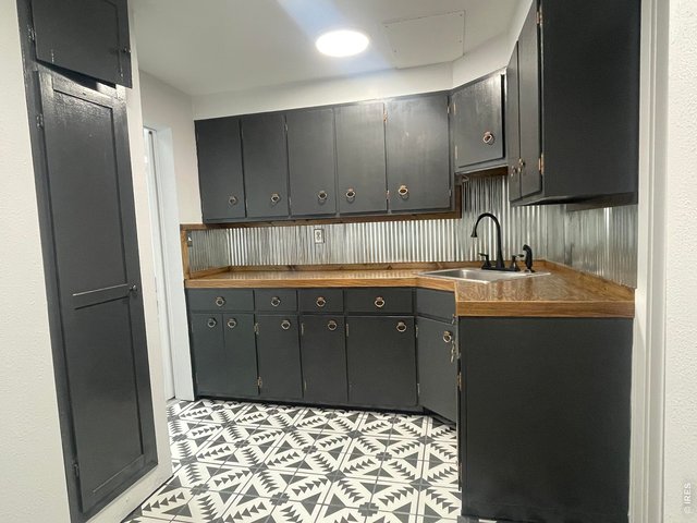 Property Photo 8 Updated kitchen