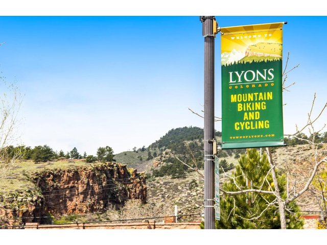 Property Photo 4 The Town of Lyons offers world class recreation - Hall Ranch, Saint Vrain tubing - the creek runs right through the heart of Lyons.