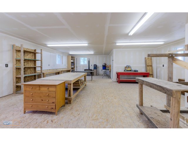 Property Photo 41 Workshop with heat