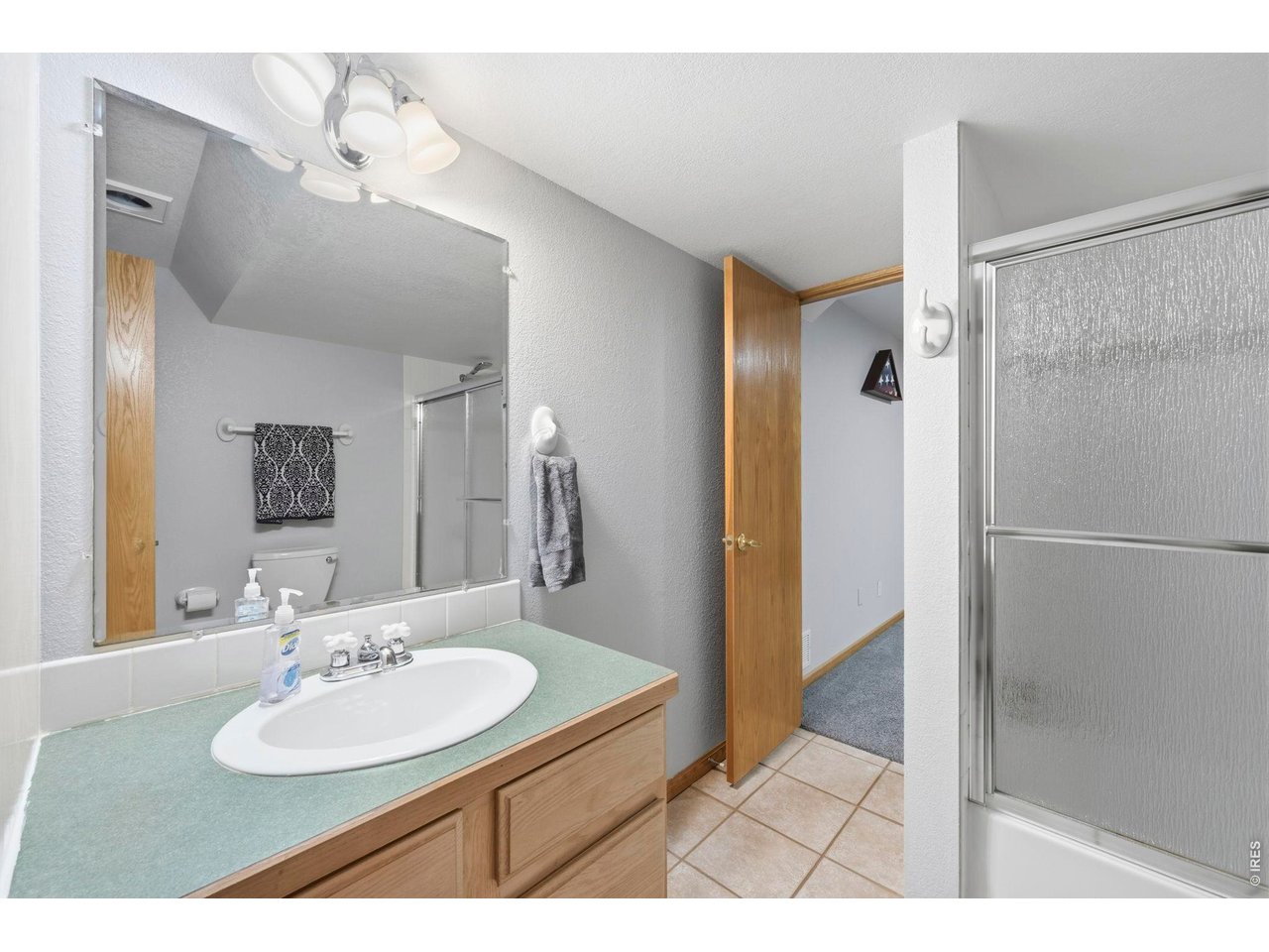 Basement ensuite bathroom