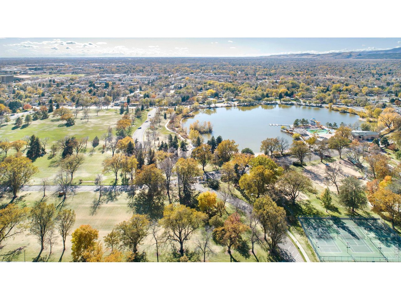 City Park, fishing lake, swimming pool and golf