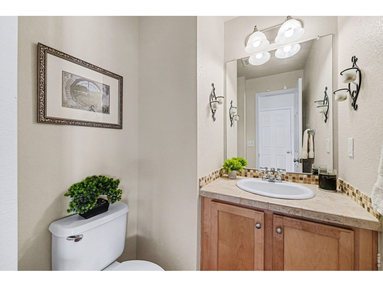 Convenient main-level powder room
