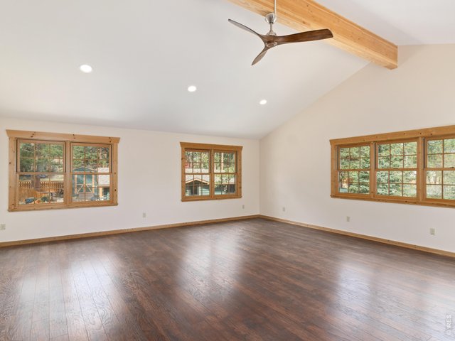 Property Photo 30 Huge rec room over garage