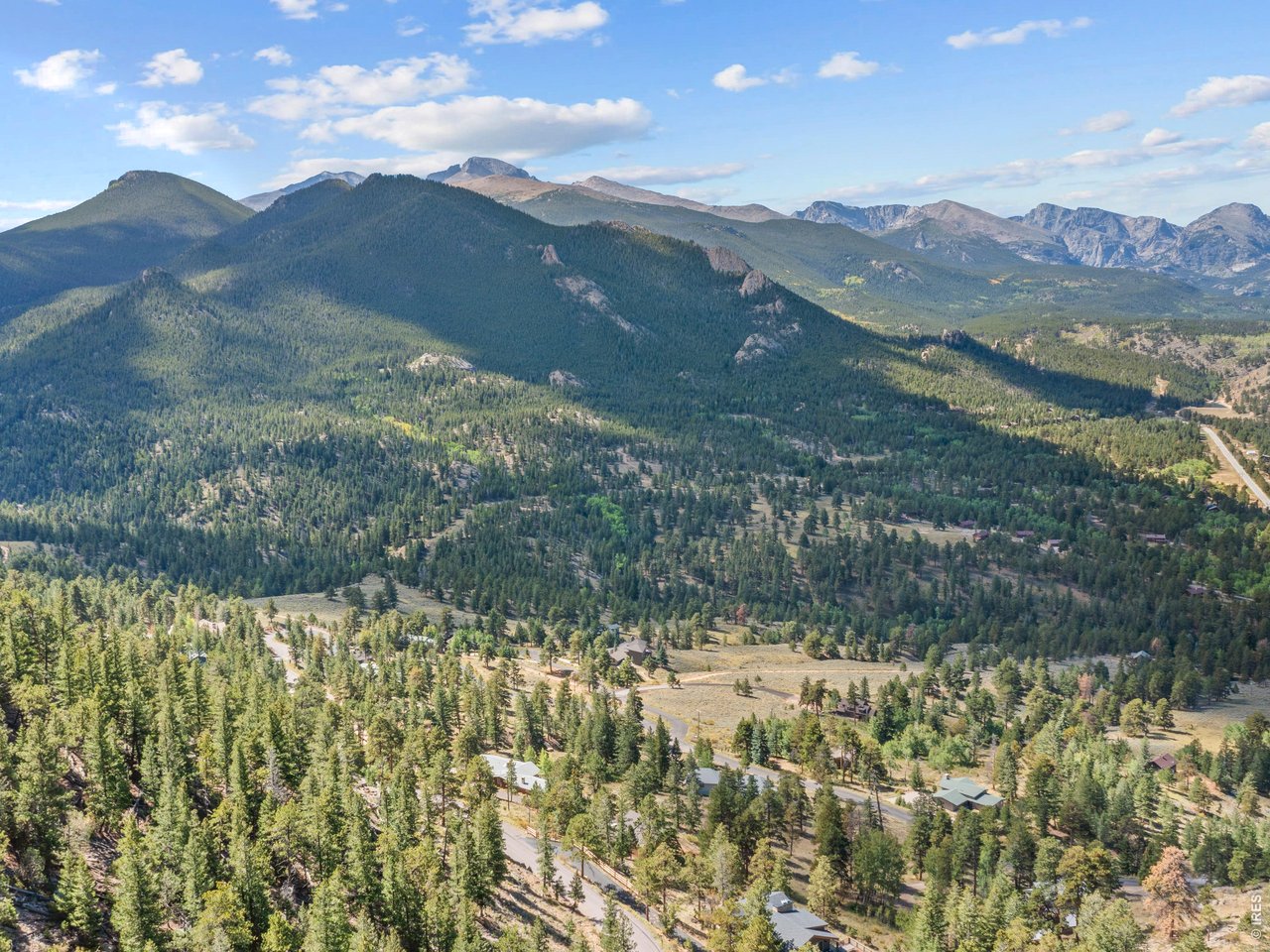 Exclusive access to 3 private trailheads