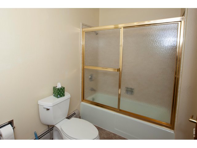 Property Photo 30 Hall Main Level Bathroom