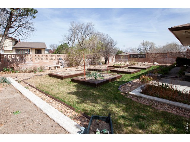 Property Photo 46 Backyard Garden