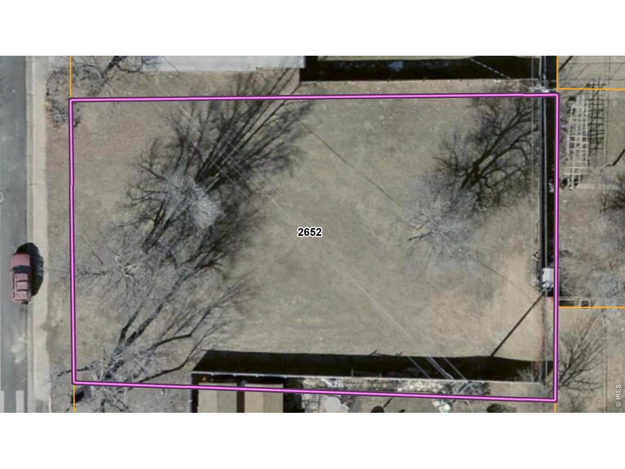 Large Residential Lot in Established Neighborhood