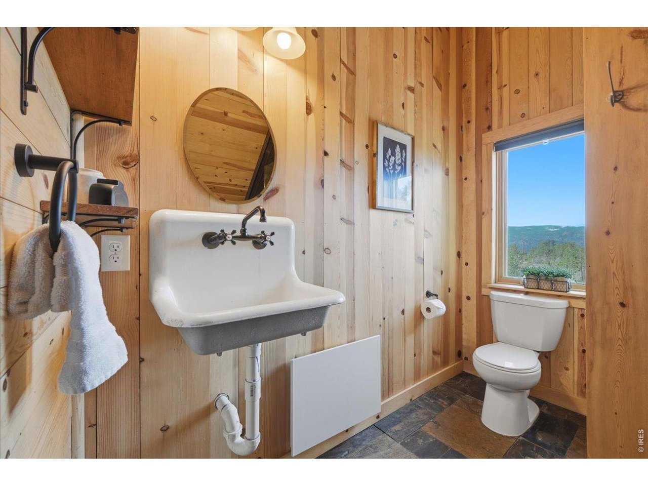 Full bathroom