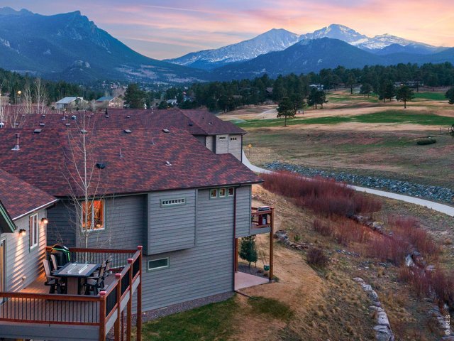 Property Photo 6 Beautiful location located near Fish Creek trail.