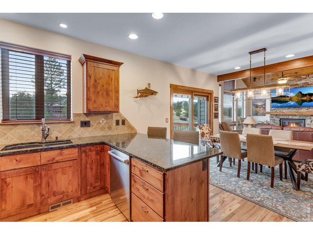 Property Photo 24 Counter space with extra seating options