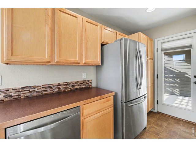 Property Photo 5 Stainless steel appliances included