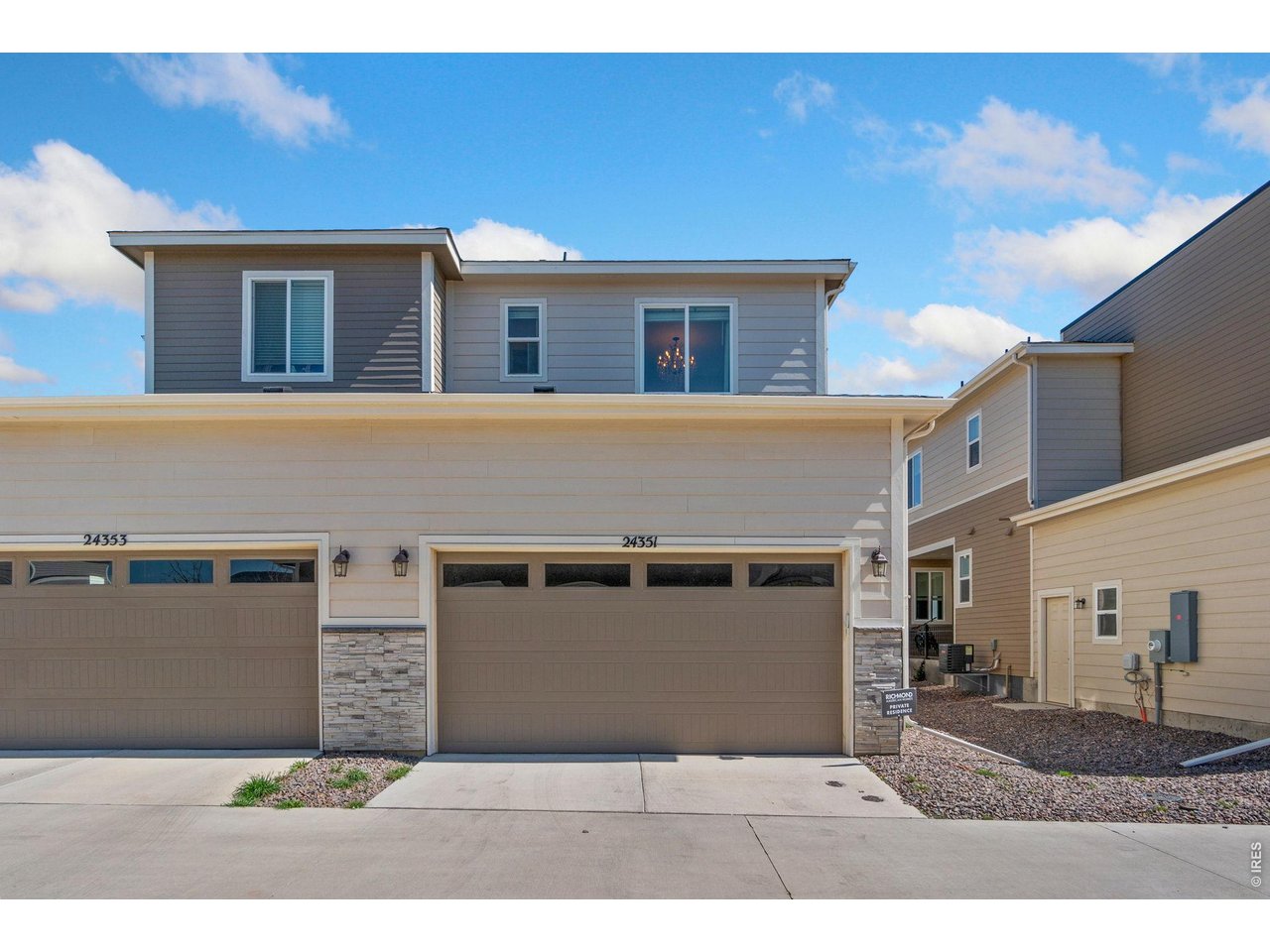 2 car garage