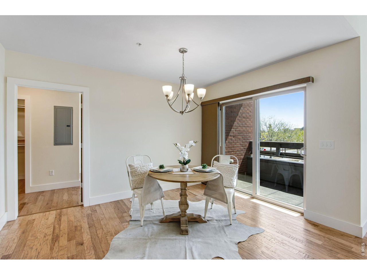 Quaint Dining Space 