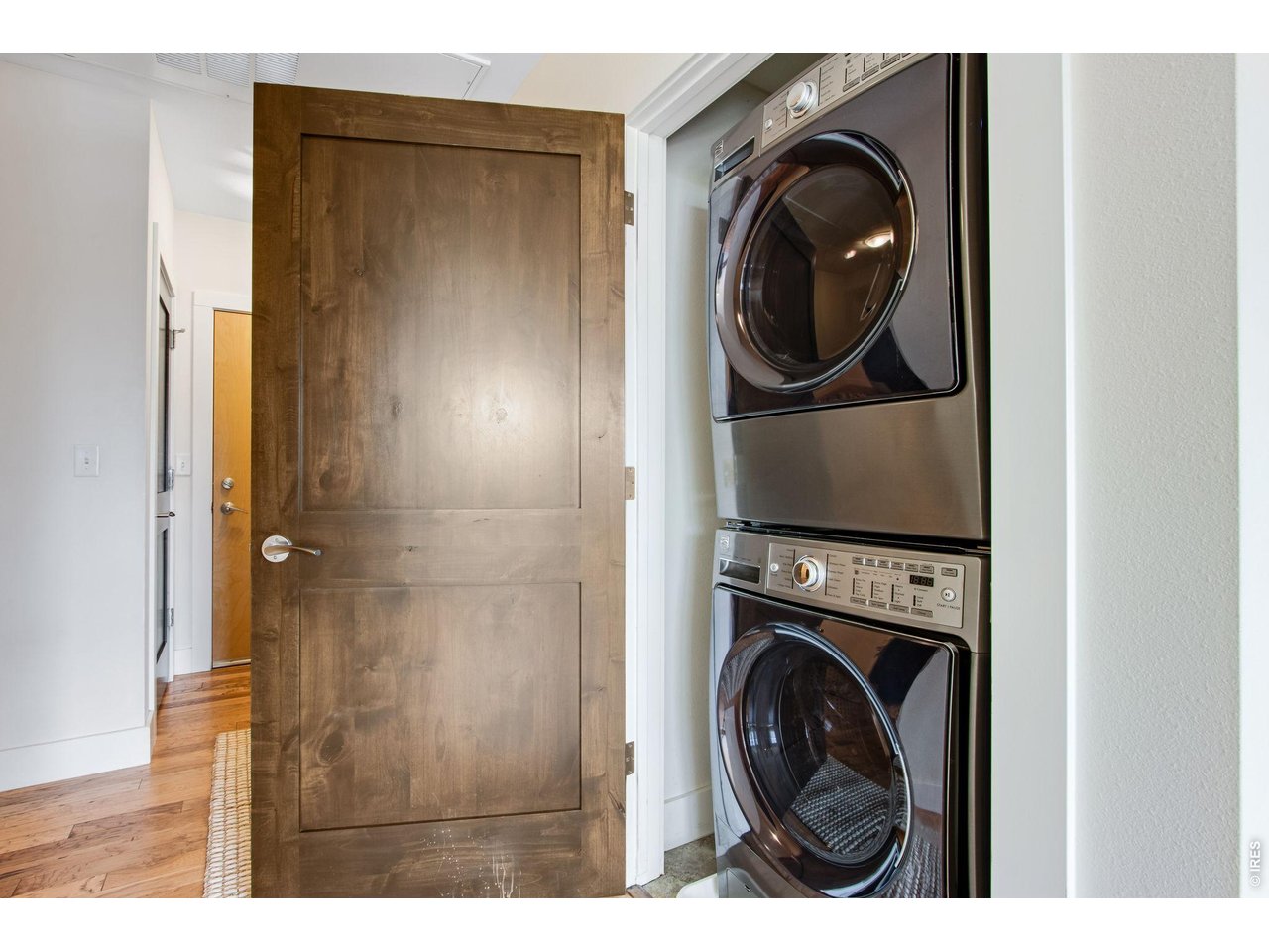 Stackable Washer and Dyer