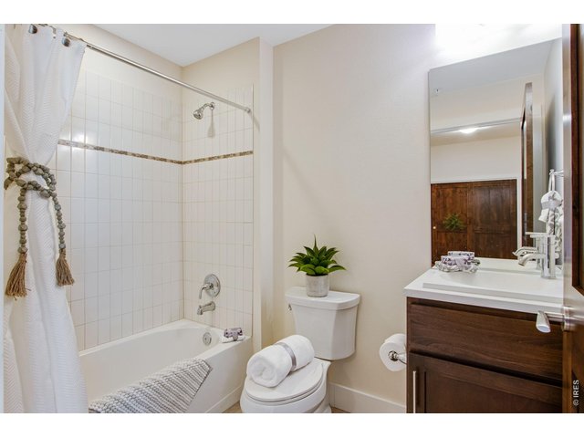 Property Photo 26 Secondary Bathroom 