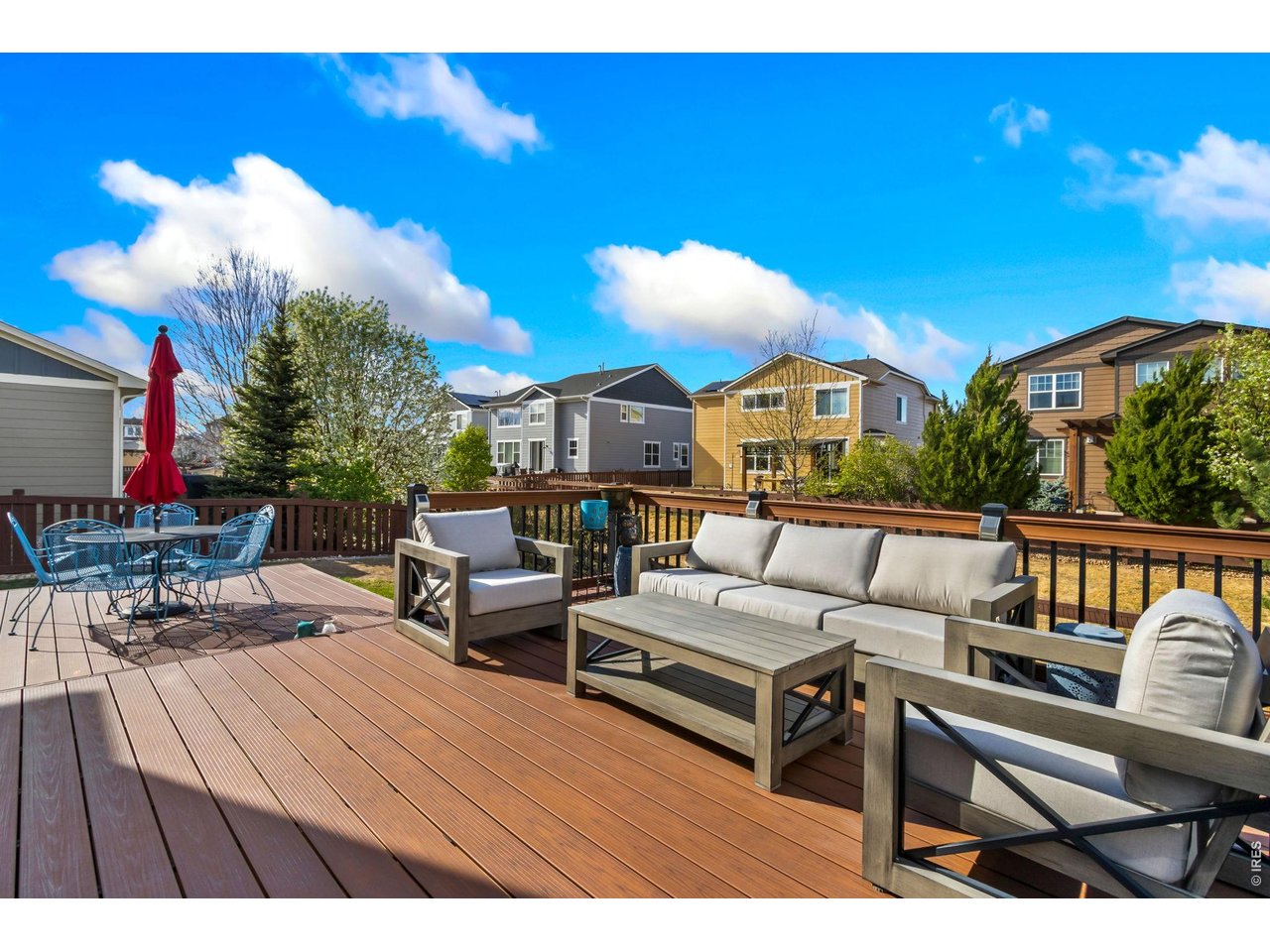 Great for outdoor living & entertaining