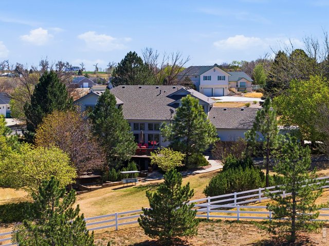 Property Photo 2 Lots of Green Mature Trees and Landscaping