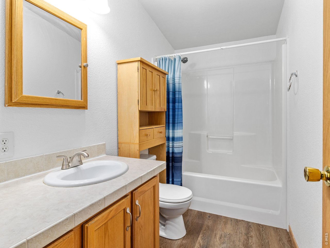 Second full bathroom