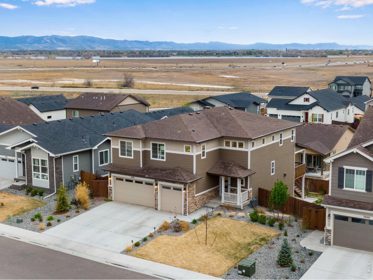 Convenient location with quick access to I-25