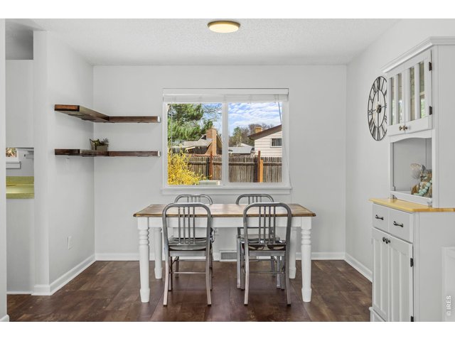 Property Photo 8 Large separate dining room