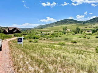 306 River Way Lyons, CO 80540