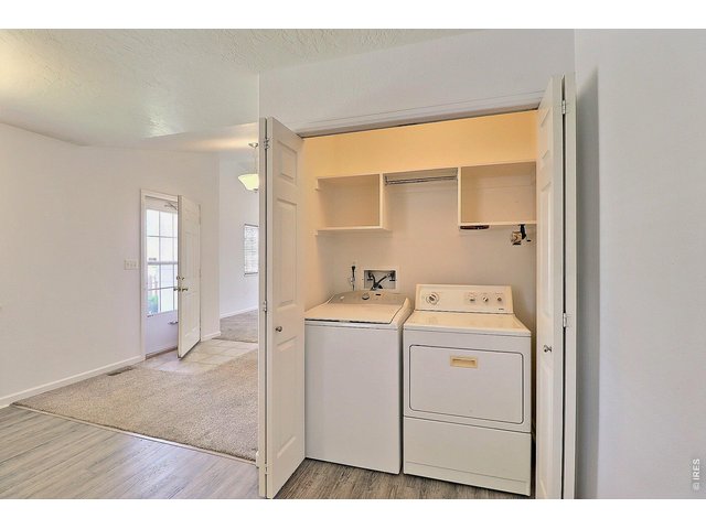Property Photo 18 Clothes Washer and Dryer Included