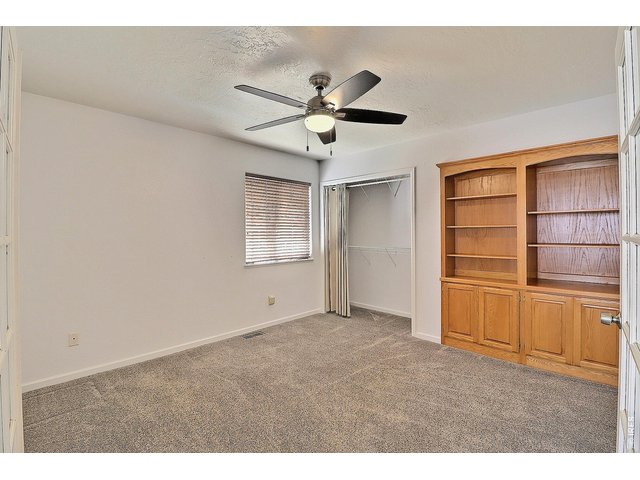 Property Photo 25 Second Bedroom