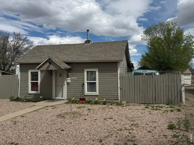 Property Photo 1 