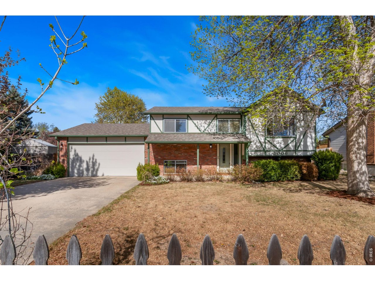 Welcome to 3006 Alamo Ave!