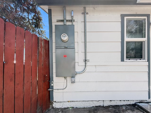 Property Photo 30 New electric!