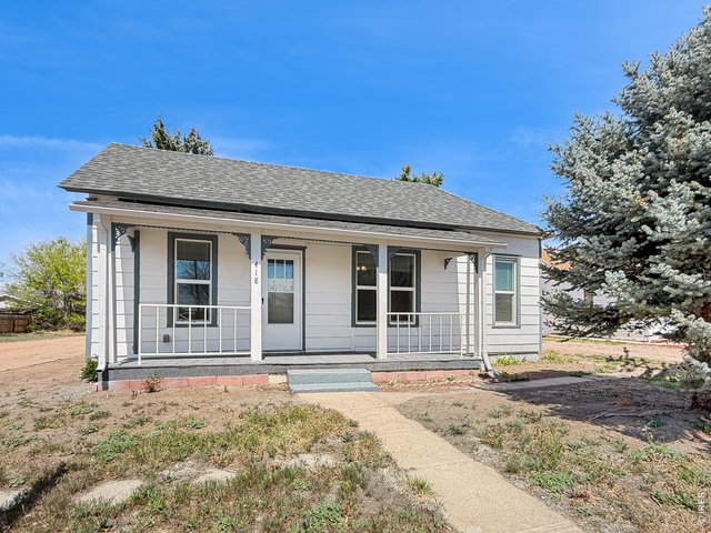 Property Photo 2 418 W Main St