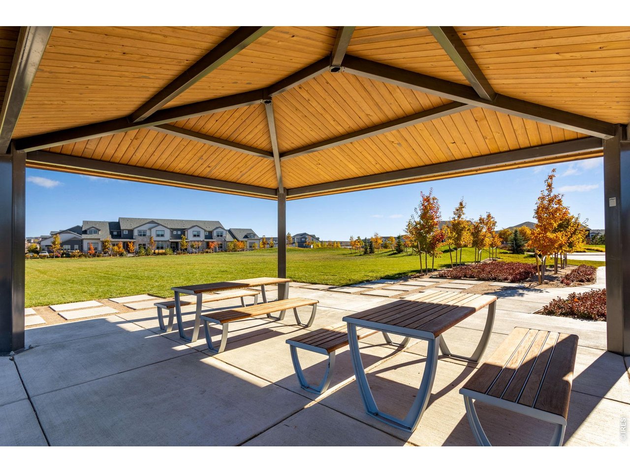 More common area gazebo space for parties!