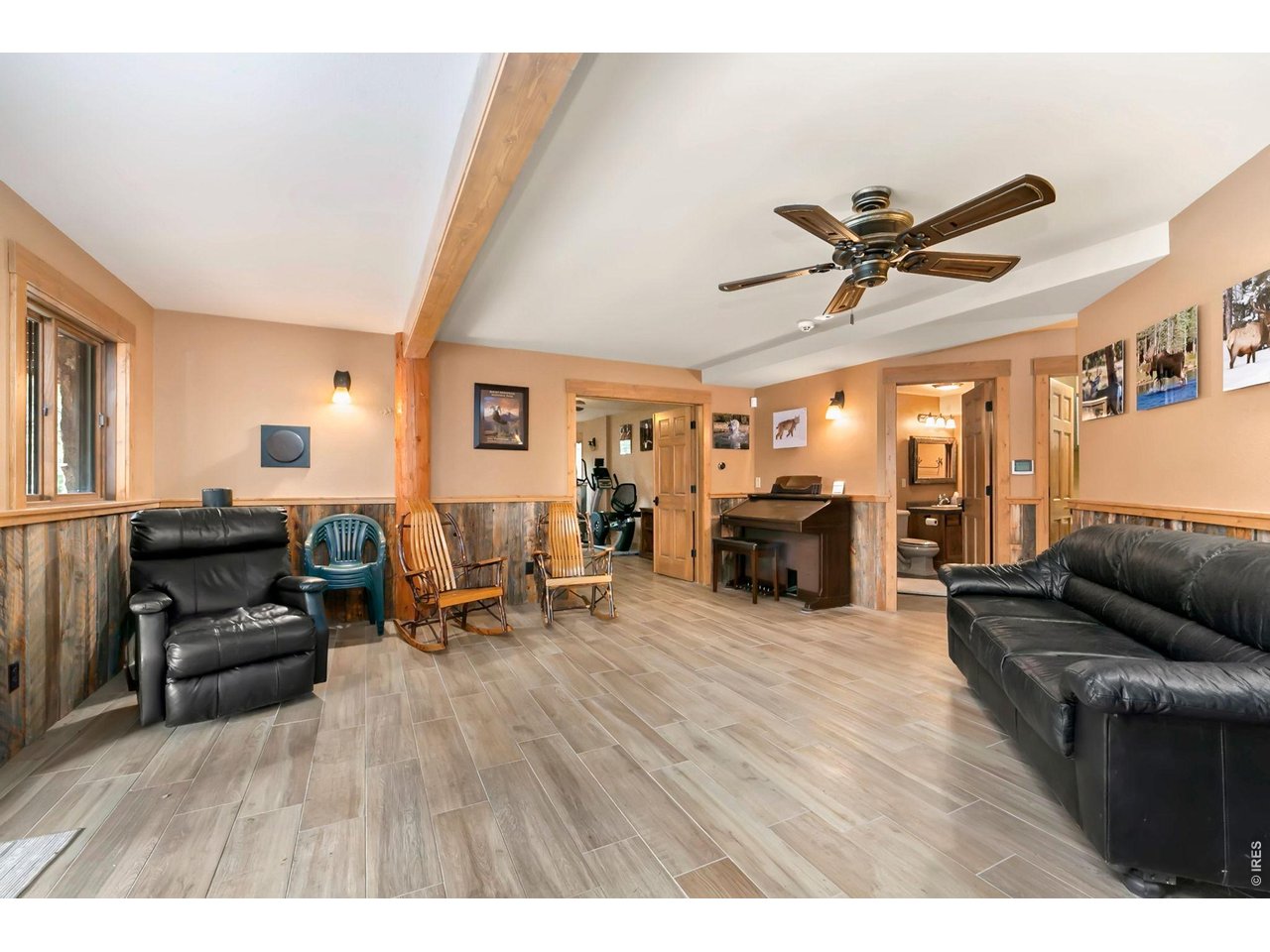 Big Family Room!