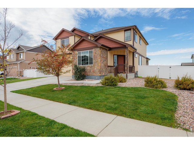 Property Photo 1 
