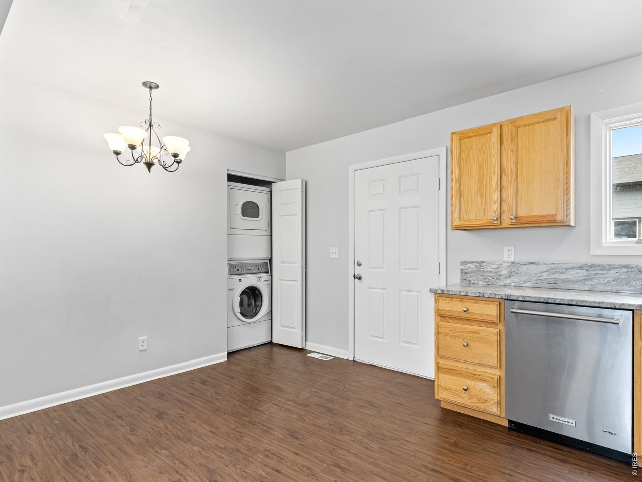 With Easy Access Laundry