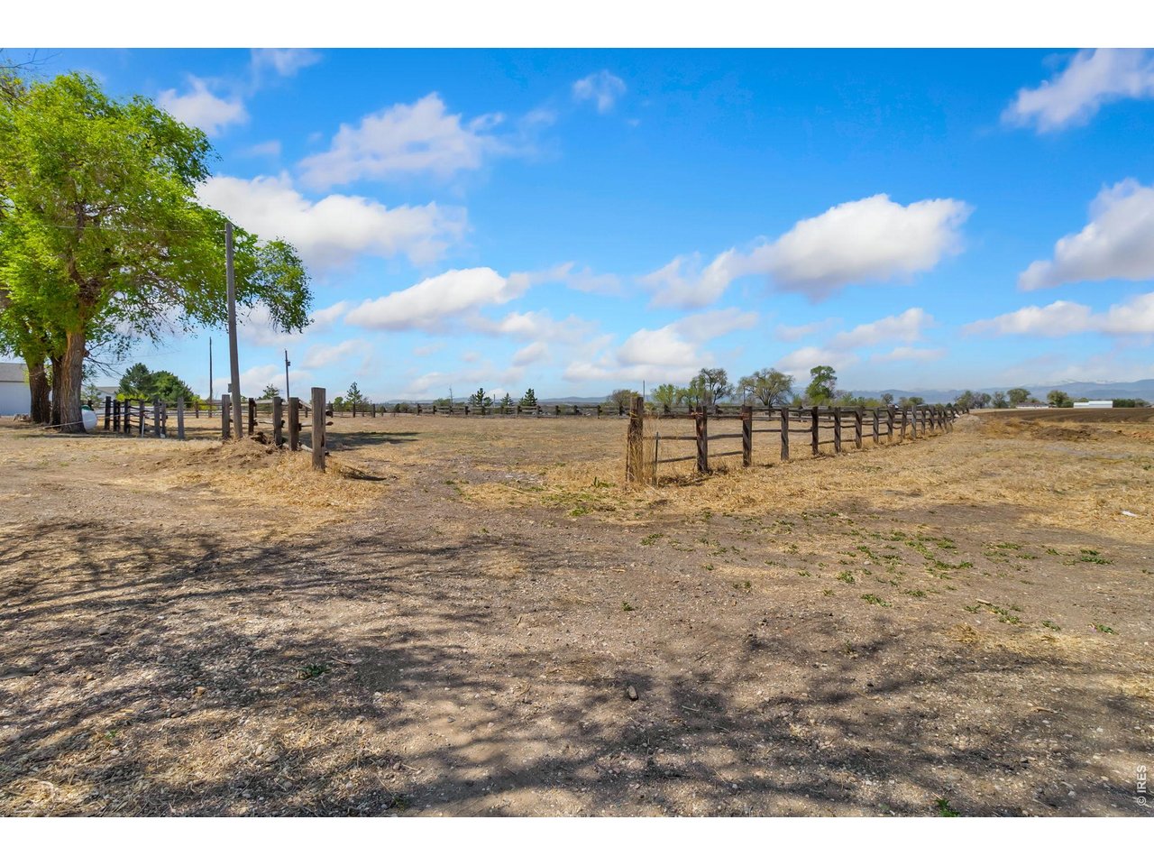 Corral area perfect for livestock!
