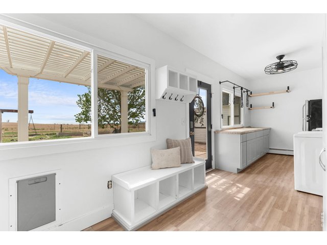 Property Photo 8 Functional mudroom/dropzone