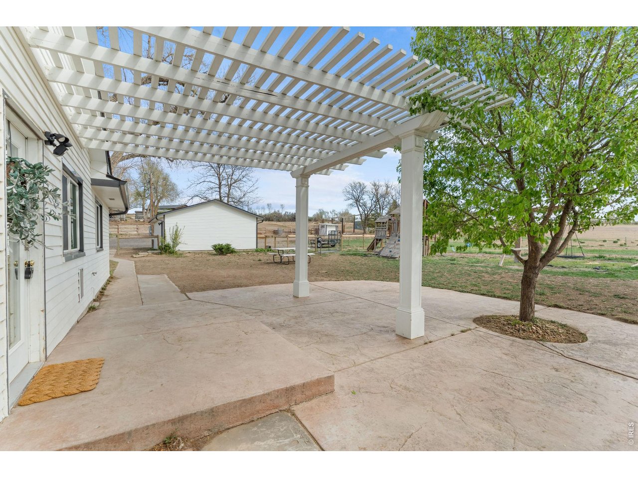 Pergola covered porch