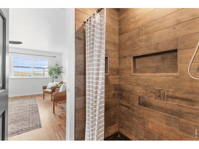 Property Photo 24 Beautiful shower in the ensuite primary bath