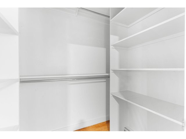 Property Photo 29 Second bedroom's closet