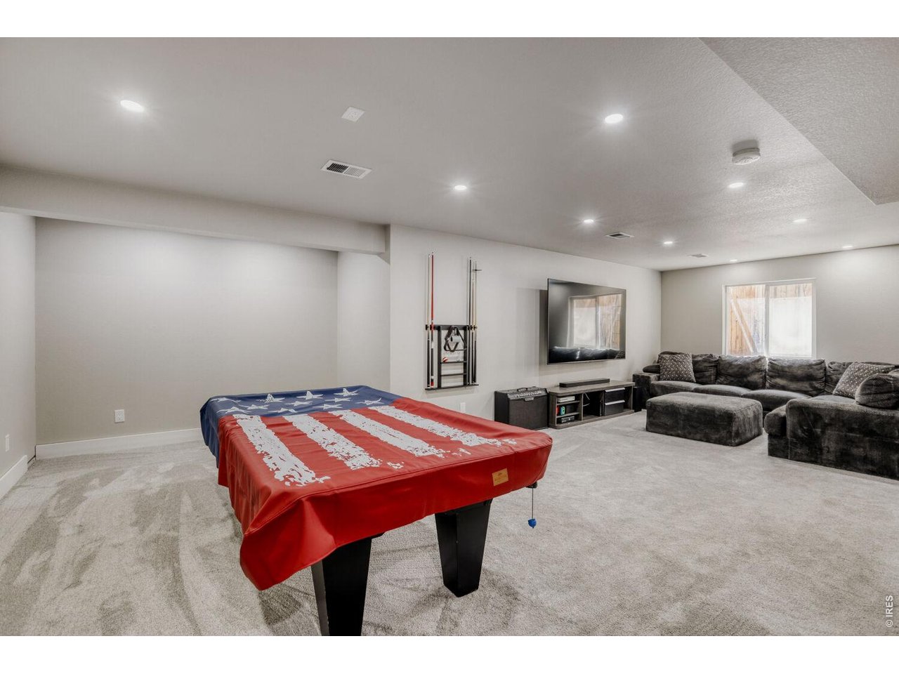 Second living area
