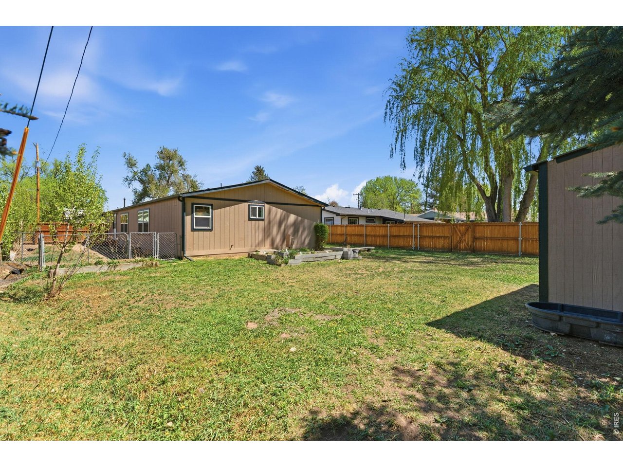 Large fully fenced yard