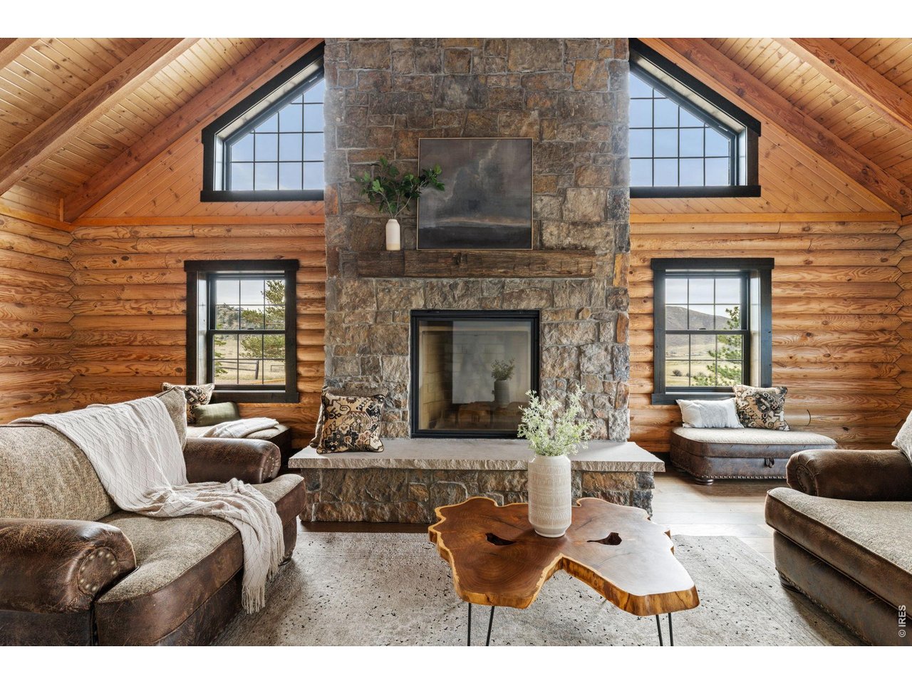 Perfect space for relaxing and entertaining.