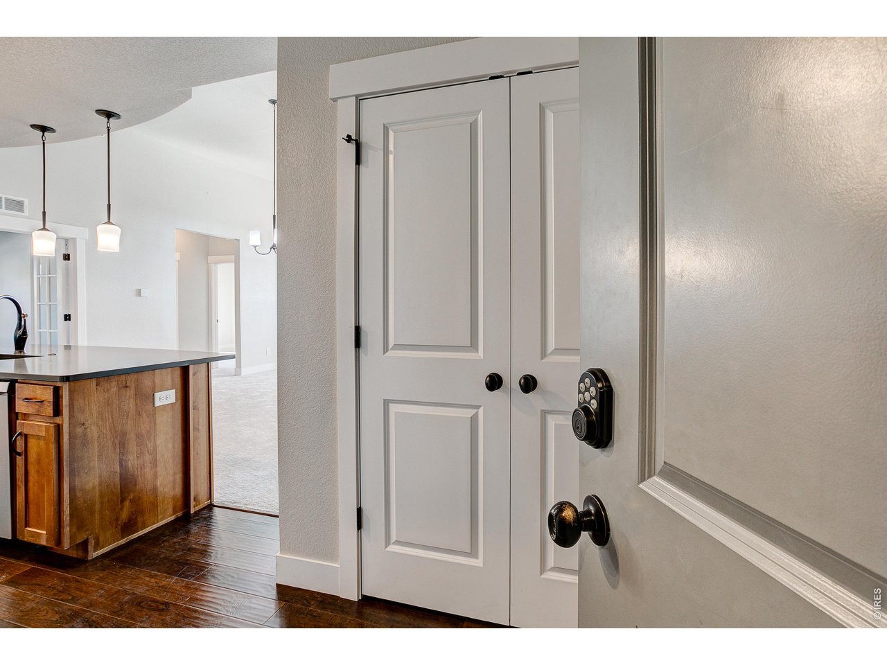 Property Photo 34 Secure entry hallway to your home. 