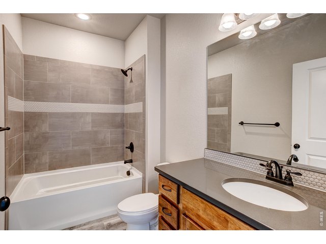 Property Photo 32 Shared second bathroom