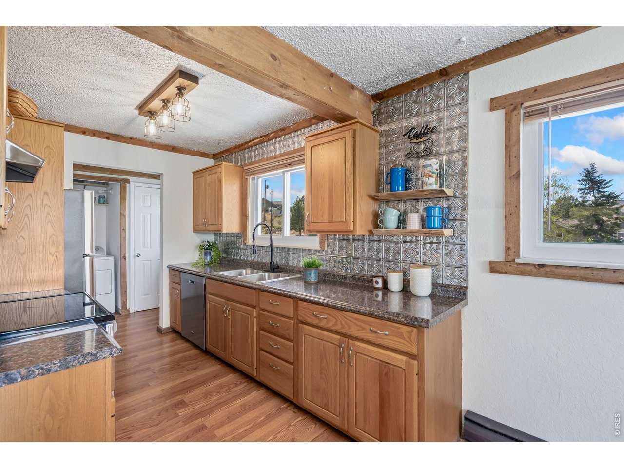 Low-Maintenance Vinyl Countertops
