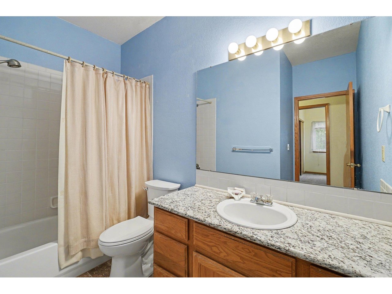 Main Floor Bathroom