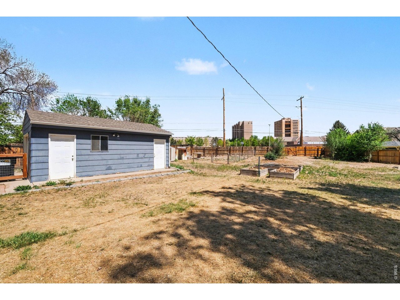 Detached Garage 